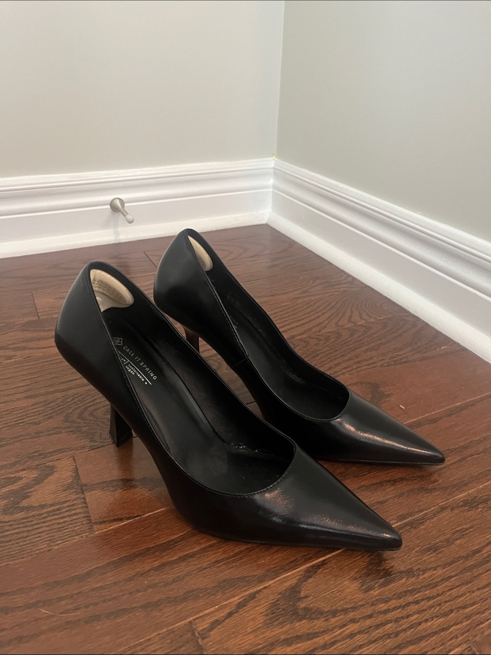 Call It Spring Black Pointed-Toe Leather Pumps
